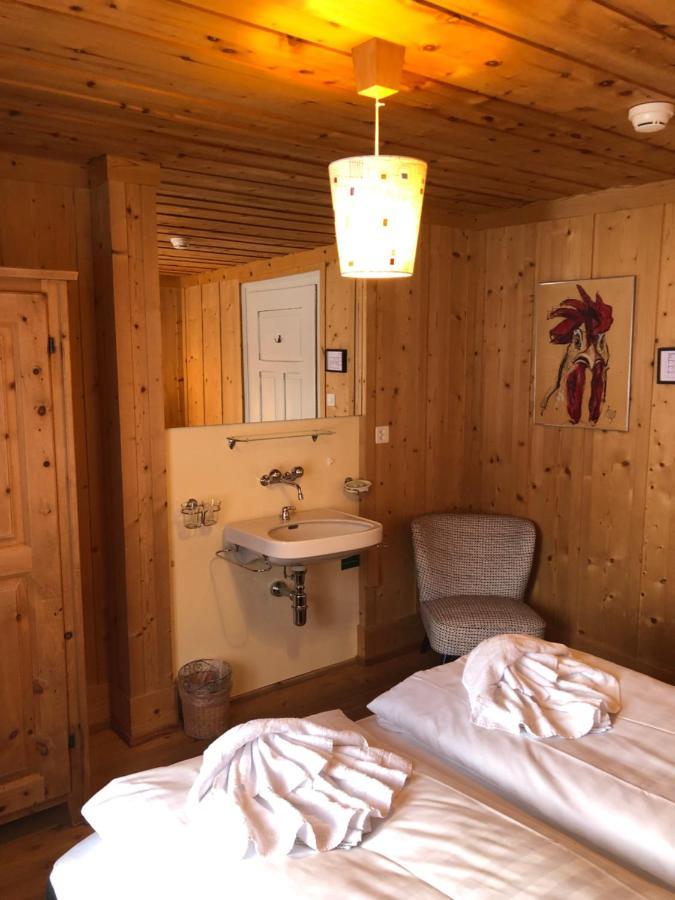 Gasthaus Spinas Bever Extérieur photo