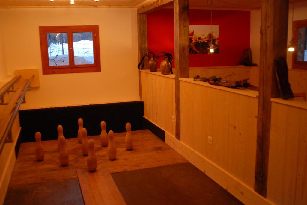 Gasthaus Spinas Bever Extérieur photo